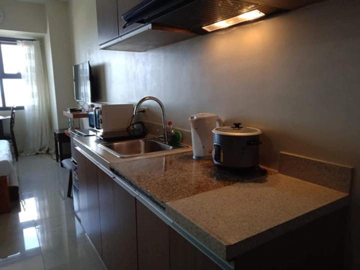 Horizon 101 A4 Near Robinson Mall Free Pool Wifi Cebu Exterior foto