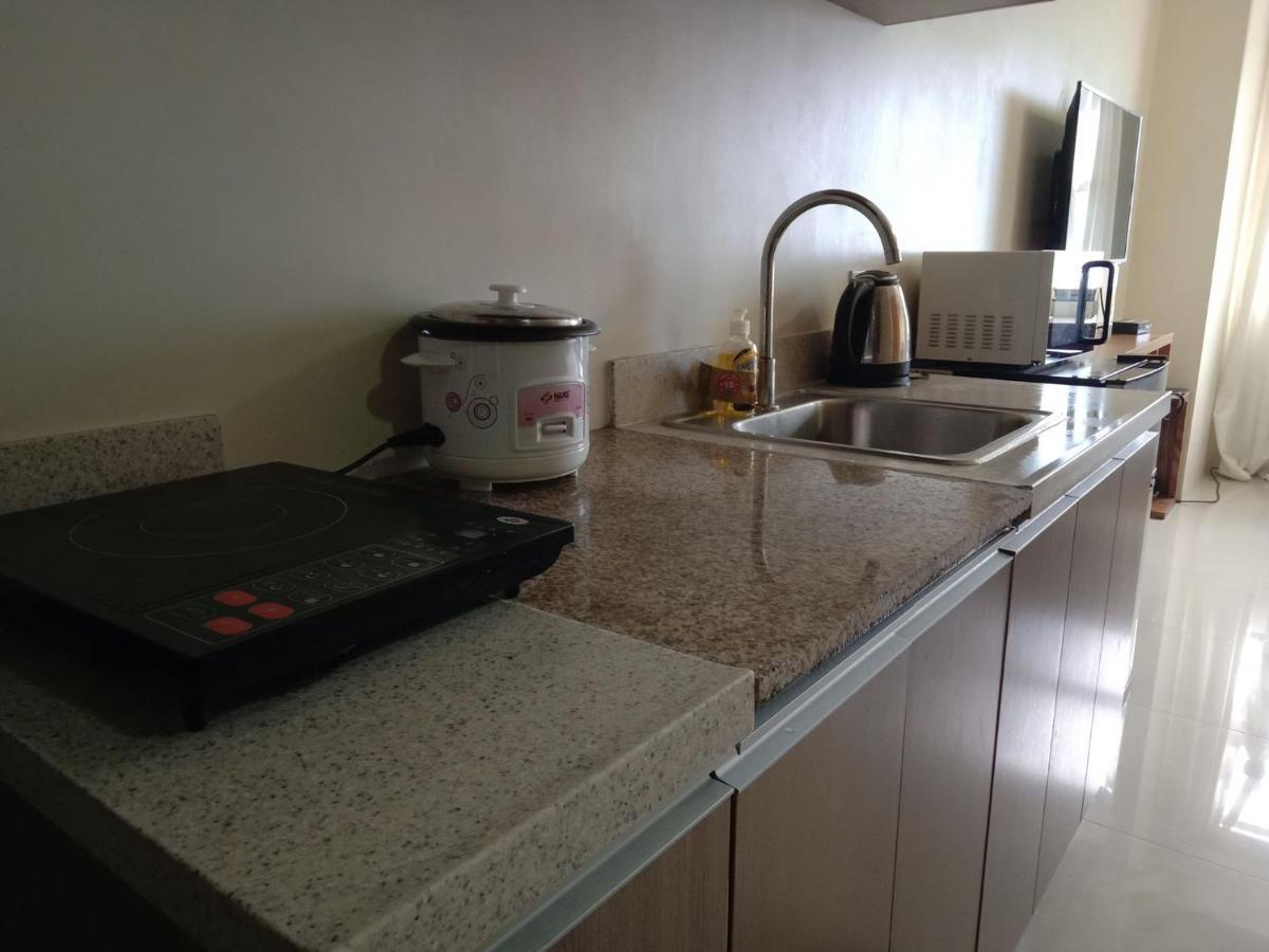 Horizon 101 A4 Near Robinson Mall Free Pool Wifi Cebu Exterior foto