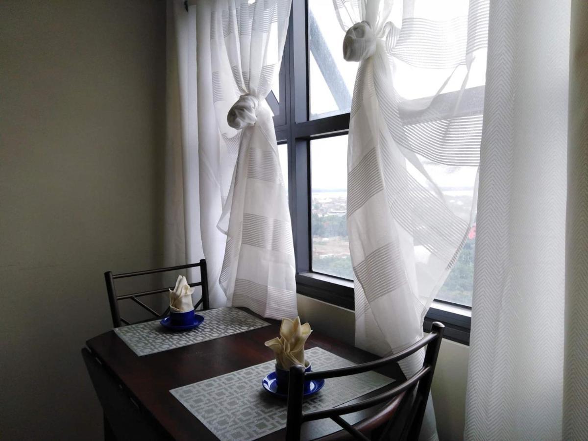 Horizon 101 A4 Near Robinson Mall Free Pool Wifi Cebu Exterior foto