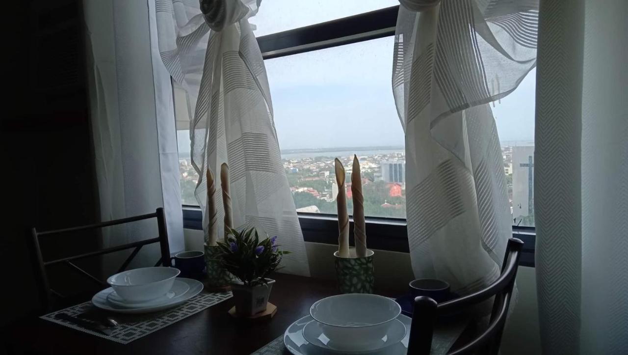 Horizon 101 A4 Near Robinson Mall Free Pool Wifi Cebu Exterior foto