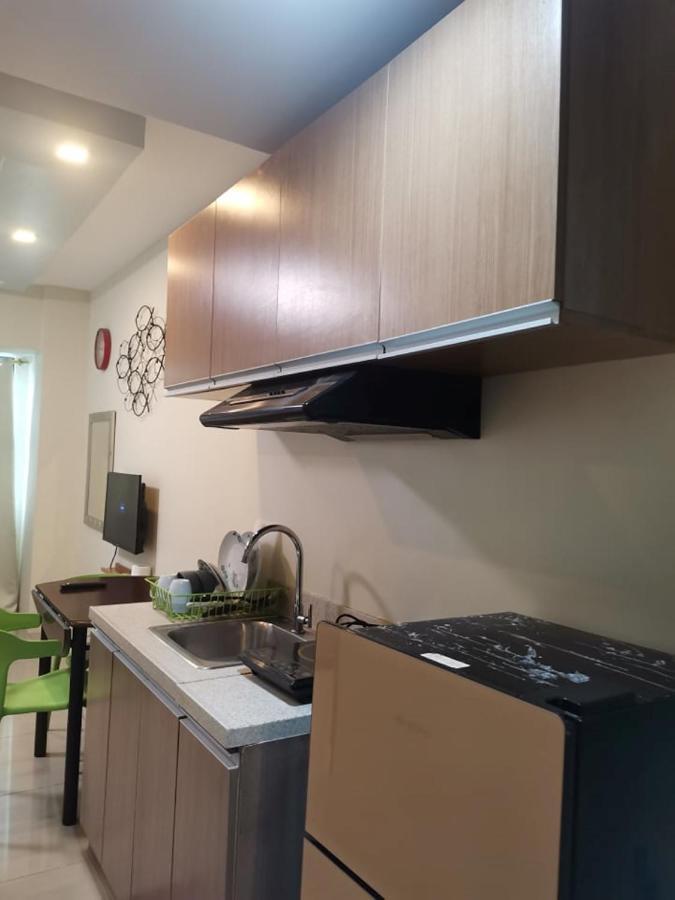 Horizon 101 A4 Near Robinson Mall Free Pool Wifi Cebu Exterior foto